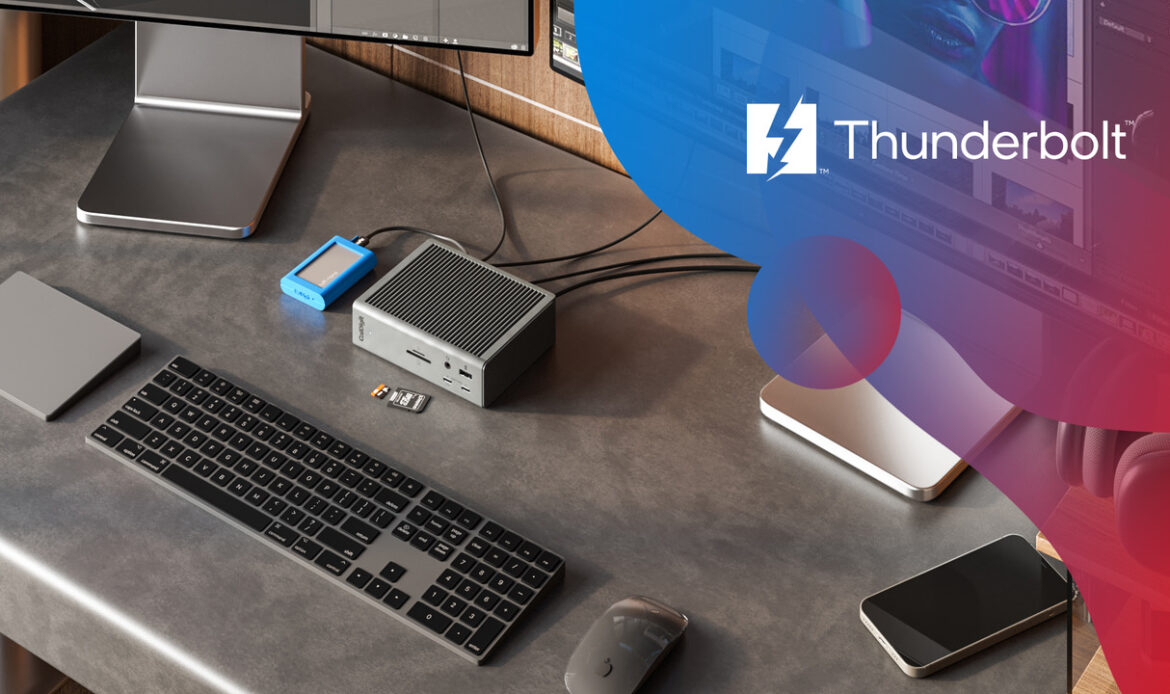 Image of the TS4 on a desk and the CalDigit Thunderbolt logo.
